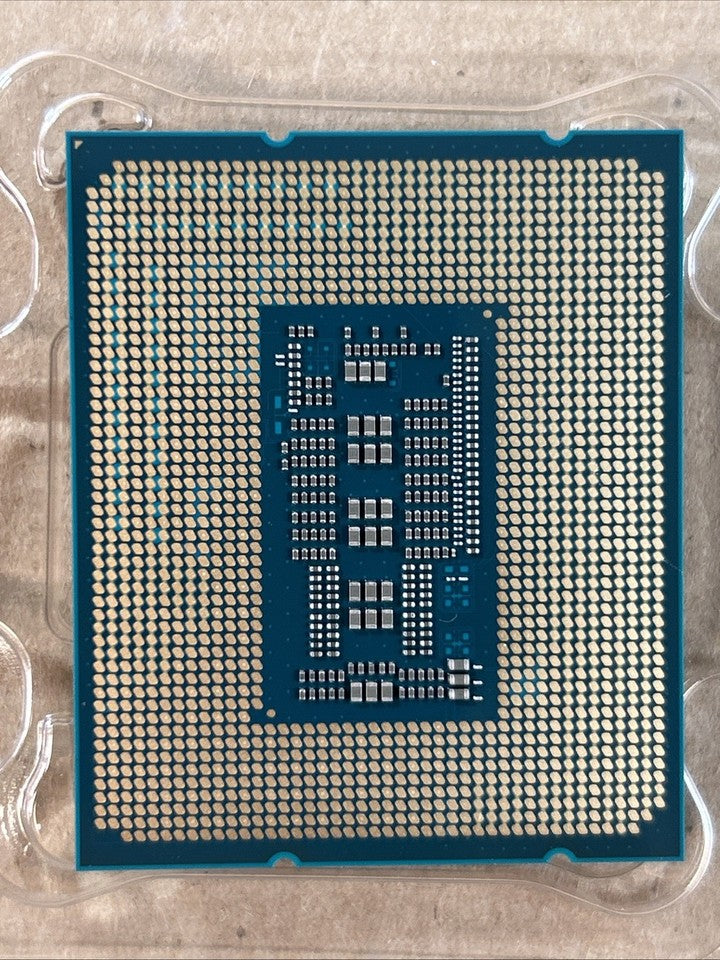 Intel Core i5-14600KF processor underside view