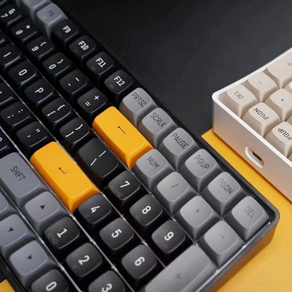 darkFlash GD100 Milky Brown keyboard detail view