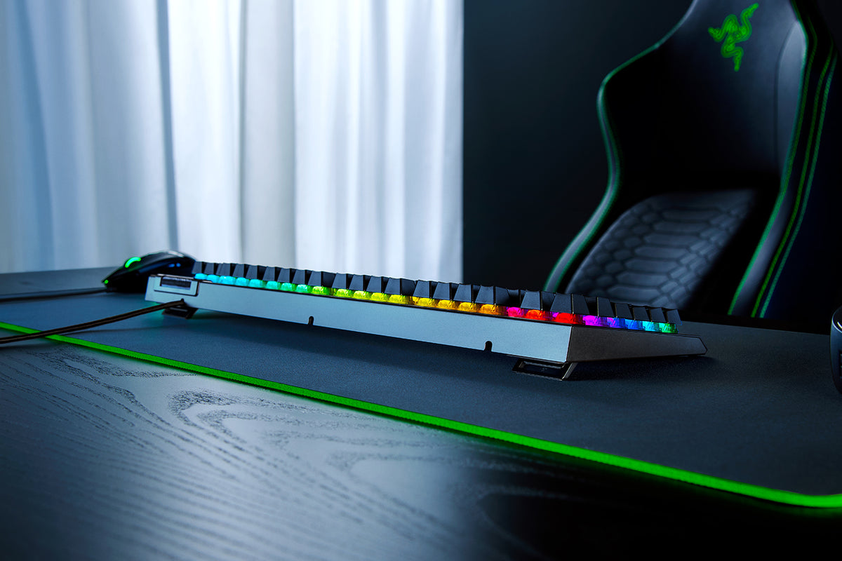 Razer BlackWidow V4 X profile view