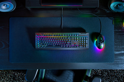 Razer BlackWidow V4 X Green Switch main view