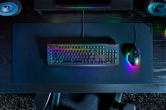 Razer BlackWidow V4 X Green Switch main view