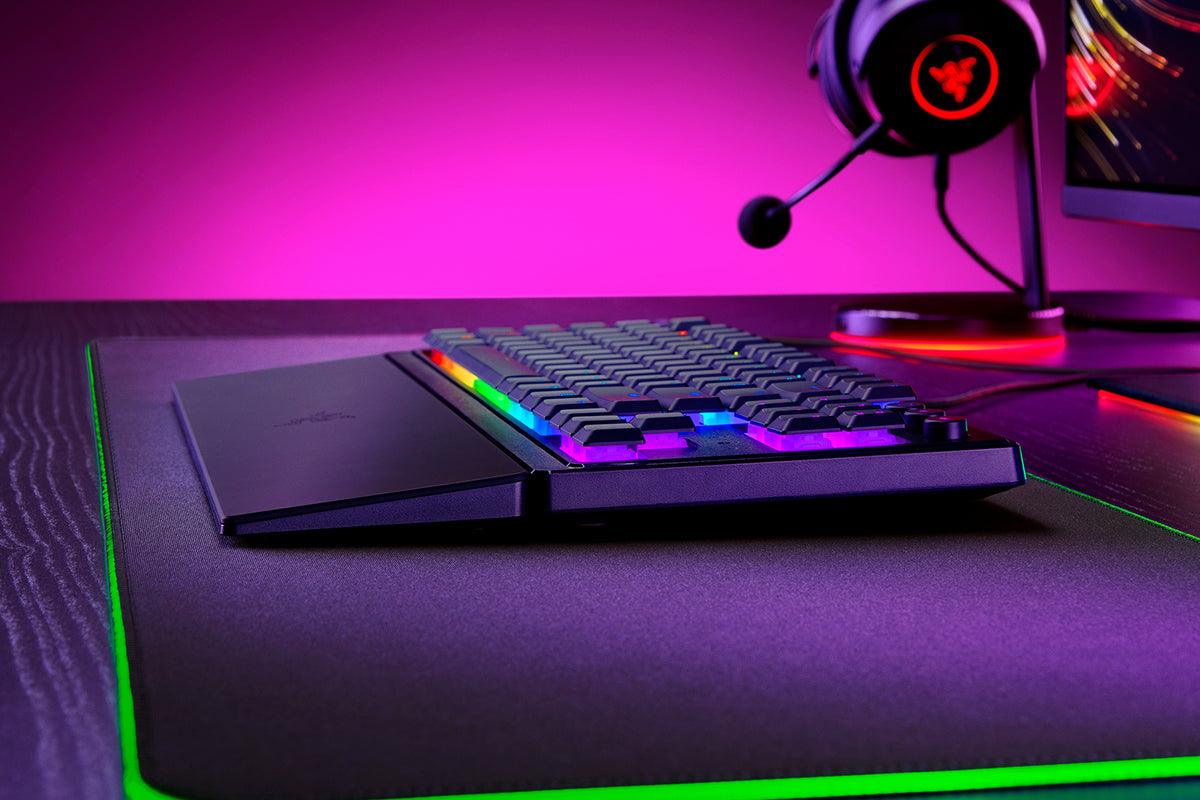 Razer Ornata V3 Tenkeyless profile view
