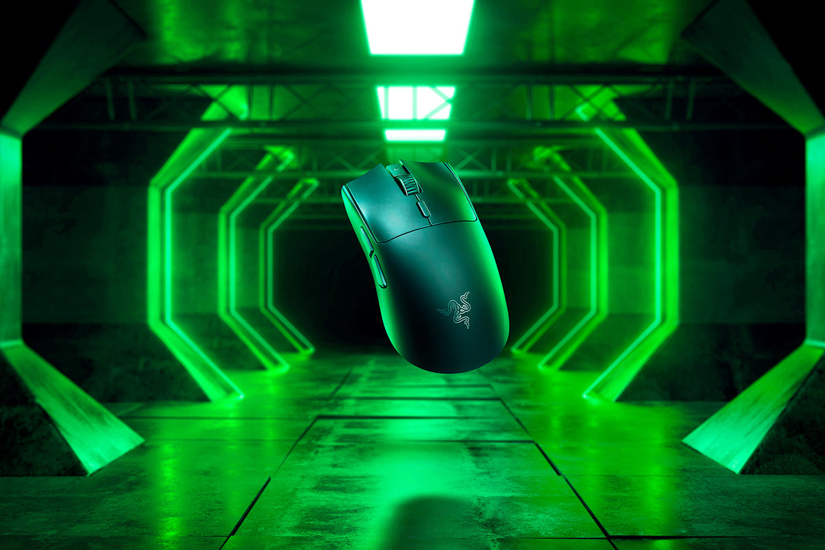 Razer Viper V3 HyperSpeed Black top angle